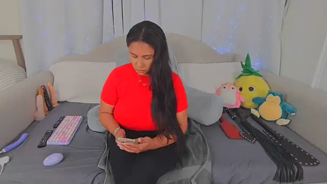Snapshot of MeghanXO chatting on June 2026 02:10:02 PM MeghanXO online show from June 2026 02:10:02 PM