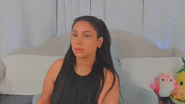 Snapshot of MeghanXO chatting on July 2026 01:58:02 PM MeghanXO online show from July 2026 01:58:02 PM