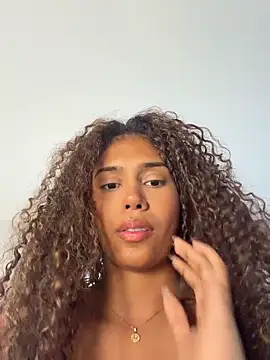 stormyy  online show from March 2026 10:02:02 PM