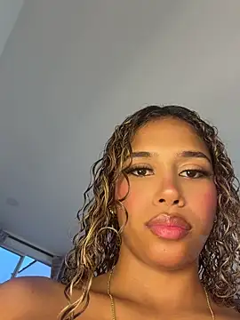 Snapshot of stormyy_ chatting on July 2026 11:21:02 PM stormyy online show from July 2026 11:21:02 PM