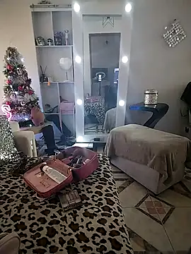 Snapshot of Myrnasexxx chatting on December 2025 03:41:01 PM Myrnasexxx online show from December 2025 03:41:01 PM