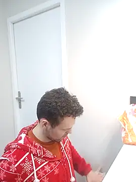 Snapshot of antoinepassion chatting on February 2025 05:29:02 PM antoinepassion online show from February 2025 05:29:02 PM