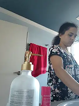 Snapshot of RuggyRackz chatting on October 2025 03:35:01 PM RuggyRackz online show from October 2025 03:35:01 PM