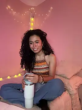 GabriSaenz online show from December 2024 10:55:02 PM