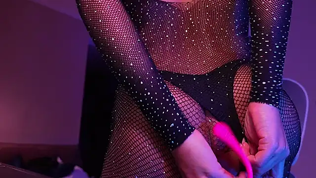 GabriSaenz online show from December 2024 12:36:02 AM