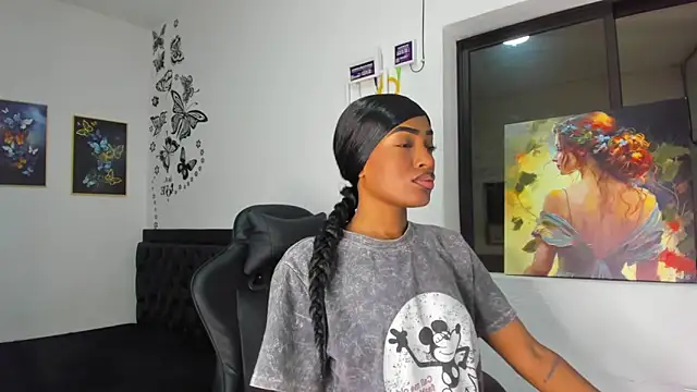 Emattaylor online show from December 2024 11:01:01 AM