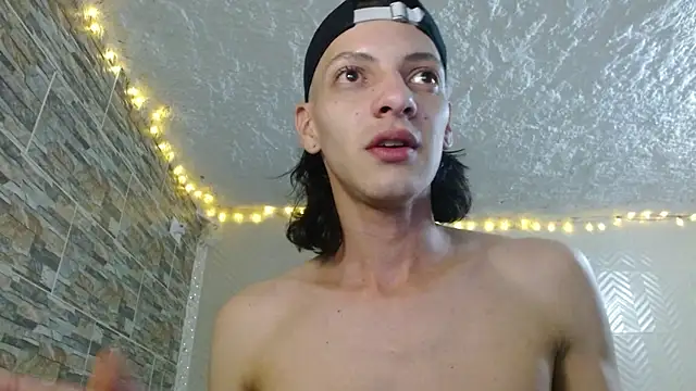 omar alurba online show from April 2026 10:23:01 PM