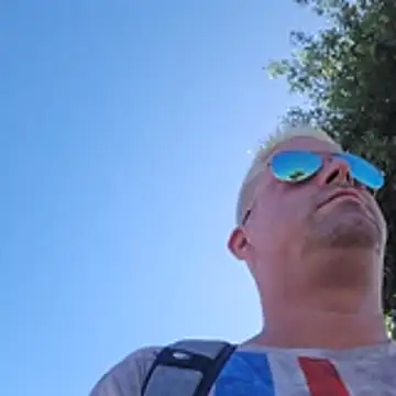 Trucker Hunter online show from January 2026 12:30:01 PM