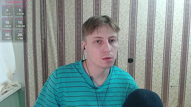 Snapshot of darienlarge chatting on March 2025 08:46:01 AM darienlarge online show from March 2025 08:46:01 AM