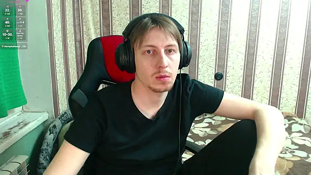 Snapshot of darienlarge chatting on November 2025 04:11:02 PM darienlarge online show from November 2025 04:11:02 PM