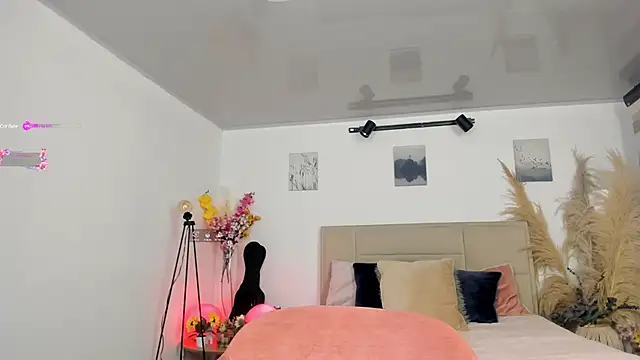 Snapshot of Alexandra_ra chatting on January 2025 02:14:01 PM Alexandra ra online show from January 2025 02:14:01 PM