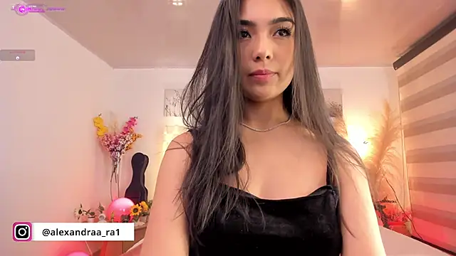 Snapshot of Alexandra_ra chatting on February 2025 11:58:02 PM Alexandra ra online show from February 2025 11:58:02 PM
