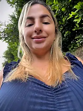 sammyqueenx21 online show from July 2026 11:36:02 AM
