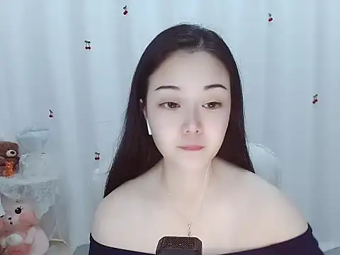 Snapshot of Angel-C chatting on October 2025 01:22:01 AM Angel-C online show from October 2025 01:22:01 AM