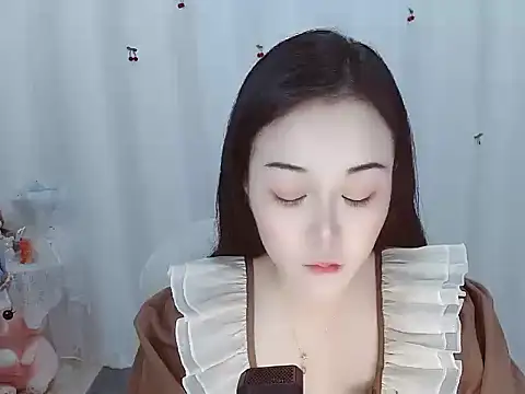 Snapshot of Angel-C chatting on December 2025 01:34:02 AM Angel-C online show from December 2025 01:34:02 AM