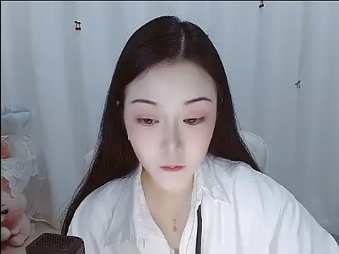 Snapshot of Angel-C chatting on February 2026 01:32:01 AM Angel-C online show from February 2026 01:32:01 AM