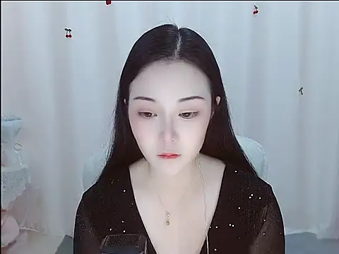 Snapshot of Angel-C chatting on February 2026 01:43:02 AM Angel-C online show from February 2026 01:43:02 AM