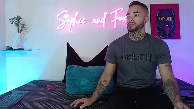 SophieFoxx17 online show from March 2026 12:34:01 PM