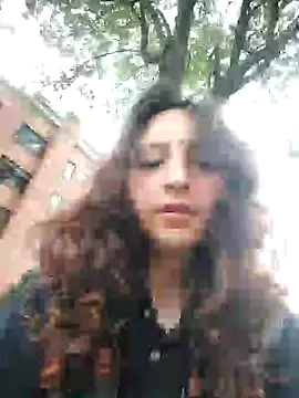 Snapshot of _Laary chatting on December 2024 08:25:01 PM  Laary online show from December 2024 08:25:01 PM