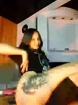 Snapshot of _Laary chatting on January 2025 08:55:01 PM  Laary online show from January 2025 08:55:01 PM