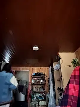 Snapshot of _Laary chatting on September 2025 08:53:02 PM  Laary online show from September 2025 08:53:02 PM