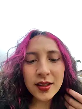 Snapshot of _Laary chatting on September 2025 09:48:02 PM  Laary online show from September 2025 09:48:02 PM