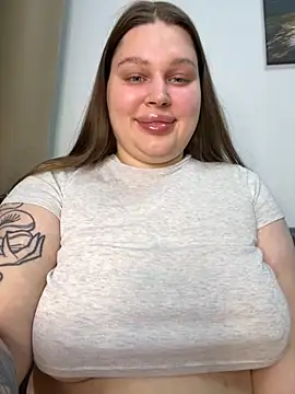 Snapshot of perfect_sweety_girl chatting on October 2025 06:53:01 PM perfect sweety girl online show from October 2025 06:53:01 PM