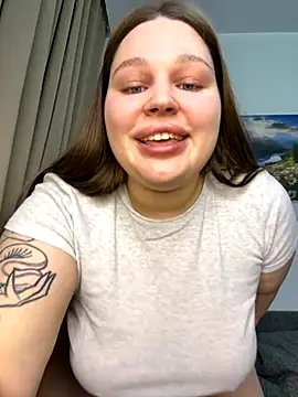 Snapshot of perfect_sweety_girl chatting on November 2025 06:24:02 PM perfect sweety girl online show from November 2025 06:24:02 PM