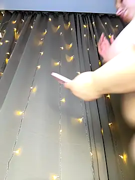 Snapshot of perfect_sweety_girl chatting on November 2025 05:12:02 PM perfect sweety girl online show from November 2025 05:12:02 PM