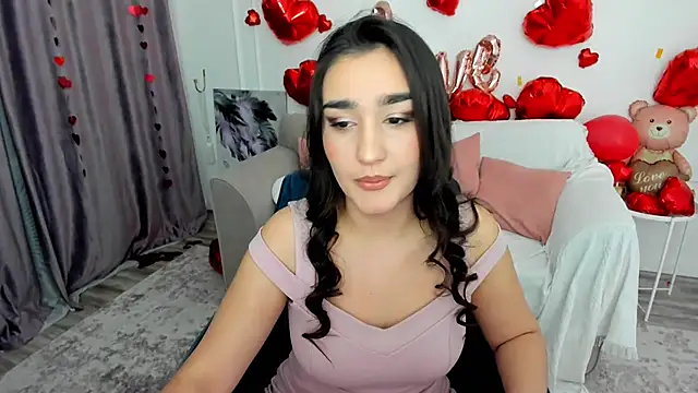 GoldenHeart 1 online show from February 2026 07:39:02 PM