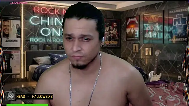 Snapshot of chino_roz chatting on June 2026 12:32:02 AM chino roz online show from June 2026 12:32:02 AM