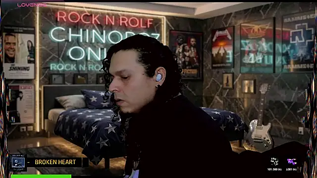 Snapshot of chino_roz chatting on June 2026 07:00:02 AM chino roz online show from June 2026 07:00:02 AM