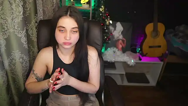 delicatedBailey online show from February 2025 05:47:01 AM