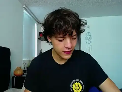 Snapshot of Santiago_kiler chatting on December 2024 12:59:02 PM Santiago kiler online show from December 2024 12:59:02 PM