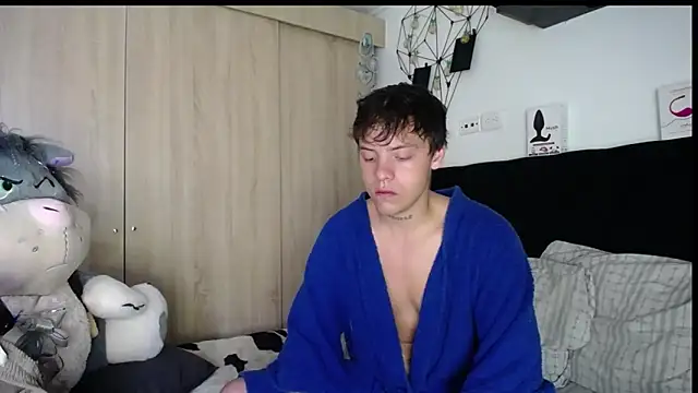 Snapshot of Santiago_kiler chatting on November 2025 10:10:02 PM Santiago kiler online show from November 2025 10:10:02 PM