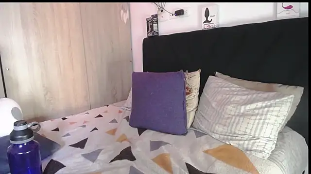 Santiago kiler online show from April 2026 07:58:01 PM