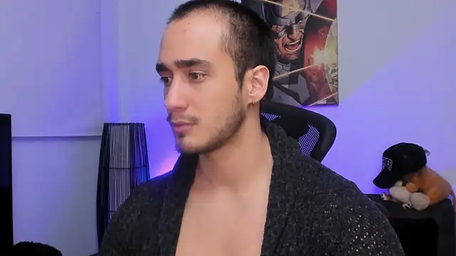 Snapshot of AlexRivera6 chatting on December 2024 10:47:01 PM AlexRivera6 online show from December 2024 10:47:01 PM