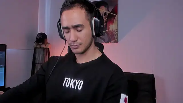 Snapshot of AlexRivera6 chatting on February 2025 10:23:02 PM AlexRivera6 online show from February 2025 10:23:02 PM