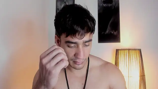 Snapshot of AlexRivera6 chatting on October 2025 01:53:02 PM AlexRivera6 online show from October 2025 01:53:02 PM