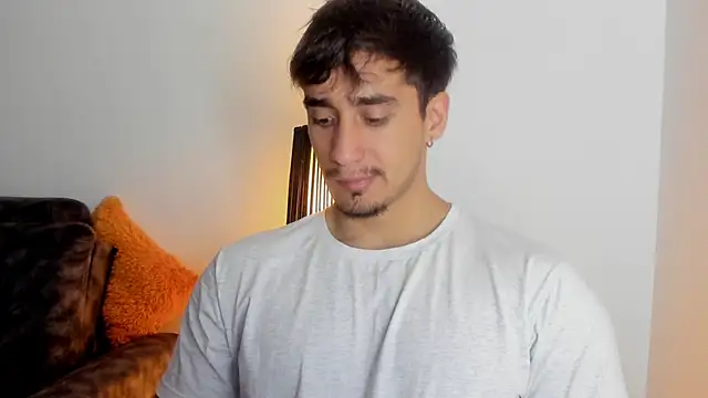 Snapshot of AlexRivera6 chatting on October 2025 06:30:02 PM AlexRivera6 online show from October 2025 06:30:02 PM