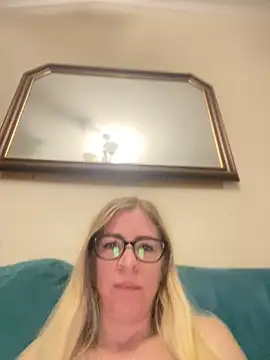 Snapshot of jayjencam chatting on September 2025 07:50:01 PM jayjencam online show from September 2025 07:50:01 PM