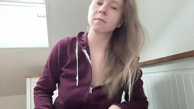 SweetLucy96 online show from December 2024 09:11:02 AM