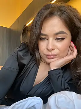 MistressMilana online show from January 2026 01:05:02 PM