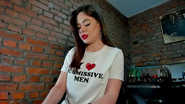 Snapshot of MistressMilana chatting on June 2026 12:19:01 PM MistressMilana online show from June 2026 12:19:01 PM