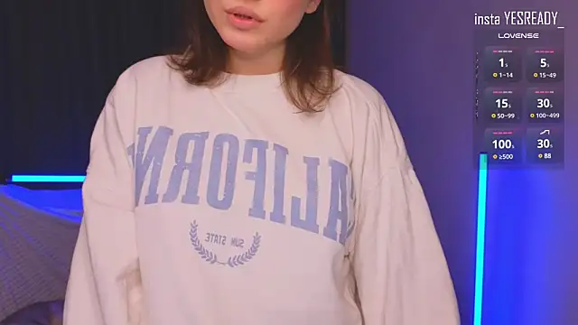 Snapshot of Eva_Doo chatting on December 2024 02:26:02 PM Eva Doo online show from December 2024 02:26:02 PM