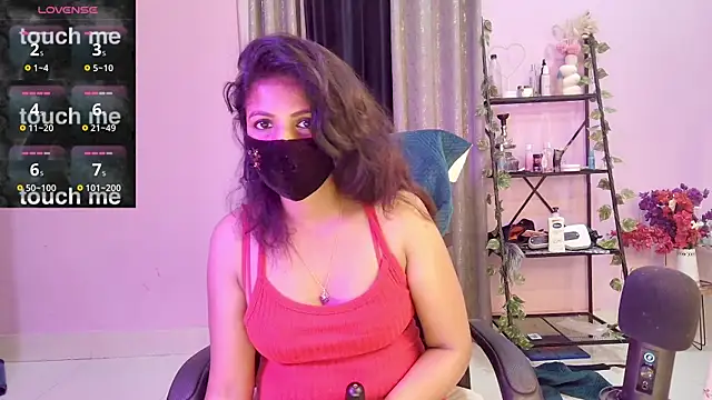 Snapshot of Naughty_nightz chatting on November 2025 10:10:02 PM Naughty nightz online show from November 2025 10:10:02 PM