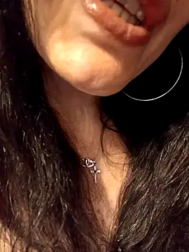 eva750 online show from December 2024 05:13:01 PM