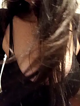 eva750 online show from December 2025 03:40:02 PM