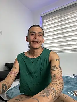 sorry-mom69 online show from October 2025 07:33:02 PM