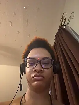 nickytheehawtie online show from March 2026 02:41:02 AM